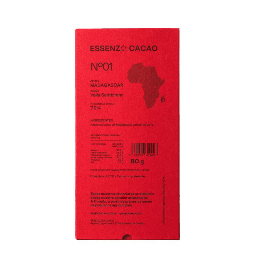 Reverso tableta chocolate artesanal Madagascar origen único Valle Sambirano